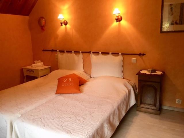 Chambre d'hôte La Pastourelle Saint-Lormel Extérieur photo
